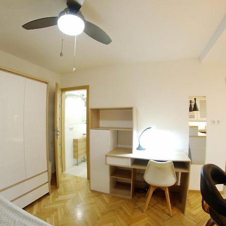 Appartement Apatrament Promienista à Poznań Extérieur photo