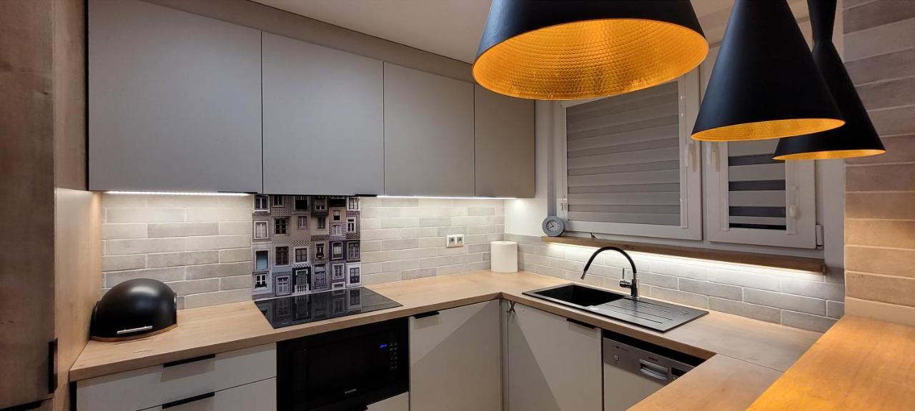 Appartement Apatrament Promienista à Poznań Extérieur photo