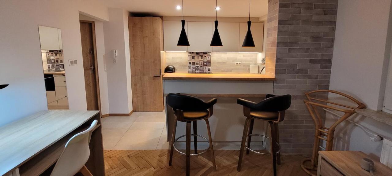 Appartement Apatrament Promienista à Poznań Extérieur photo
