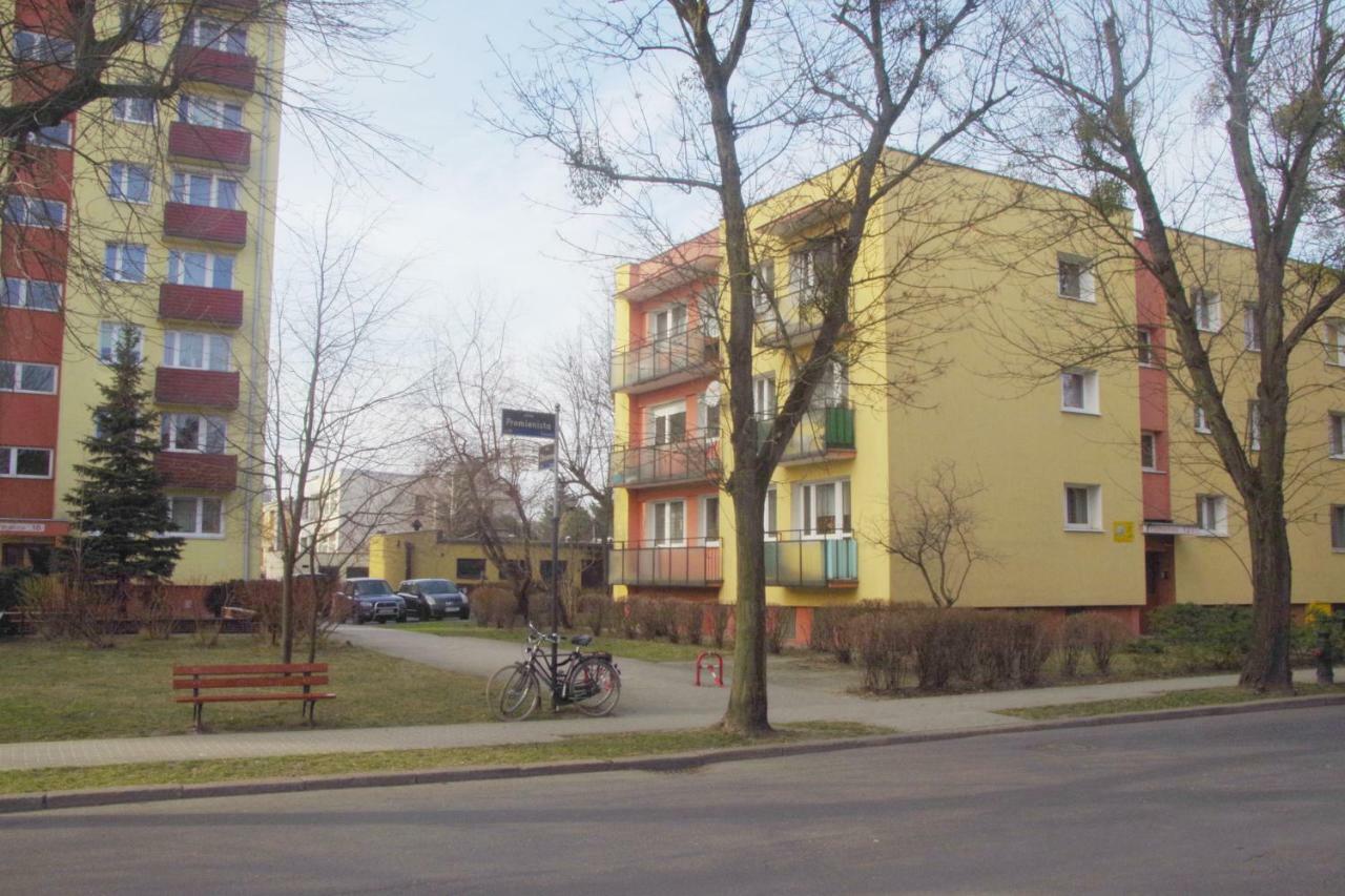 Appartement Apatrament Promienista à Poznań Extérieur photo