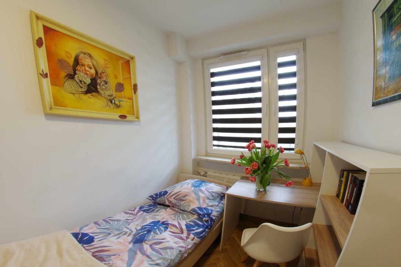 Appartement Apatrament Promienista à Poznań Extérieur photo