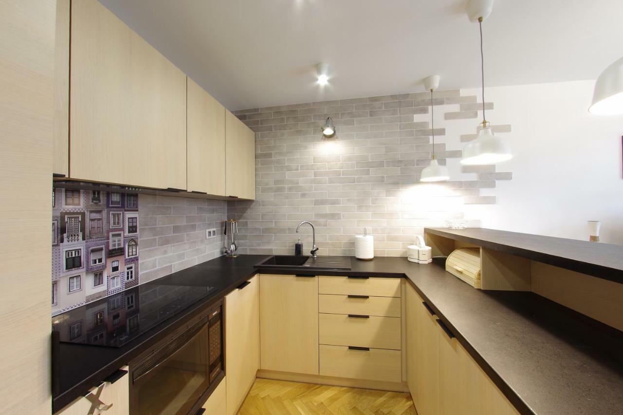 Appartement Apatrament Promienista à Poznań Extérieur photo
