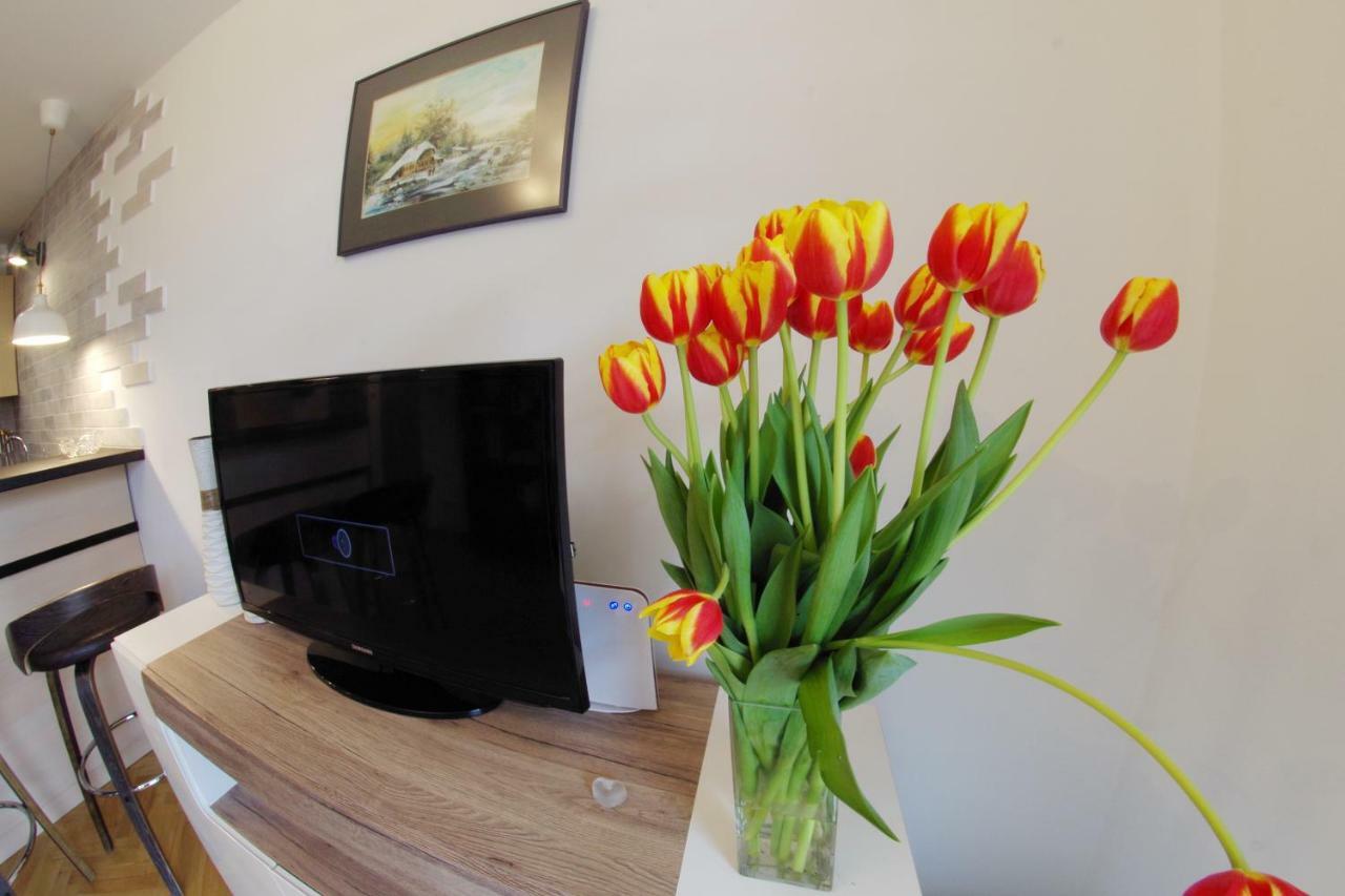 Appartement Apatrament Promienista à Poznań Extérieur photo